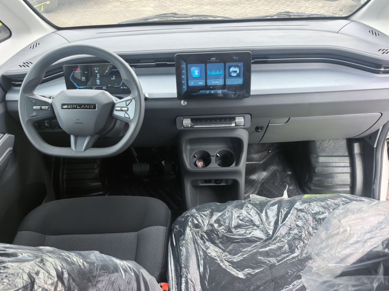 FOTON VIEW U8 19-Seater EV Passenger Van 🚐⚡ - Image 6